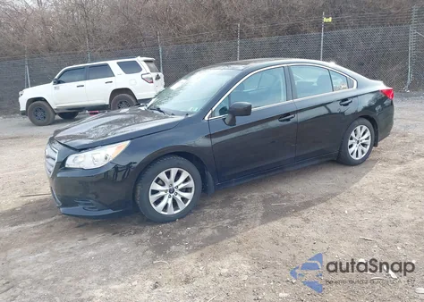 2015 Subaru Legacy 2.5I Premium z USA, uszkodzony, nr VIN 4S3BNAE65F3026825